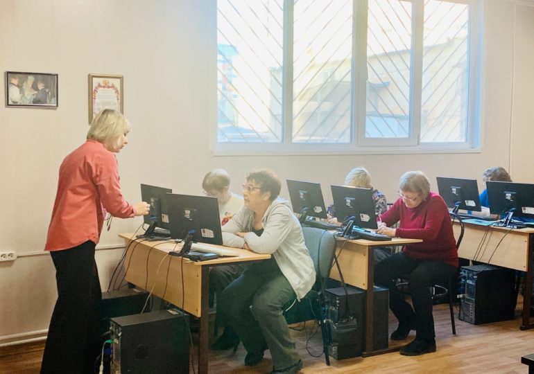 Компьютеризация старшего поколения набирает обороты